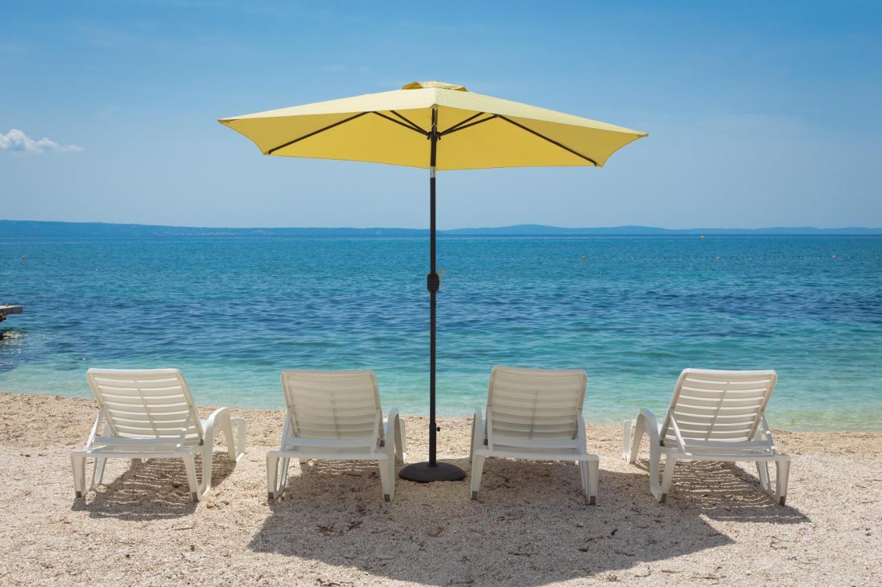 Beachfront Xxl - 2 Apartments Together - Lokva Rogoznica Luaran gambar