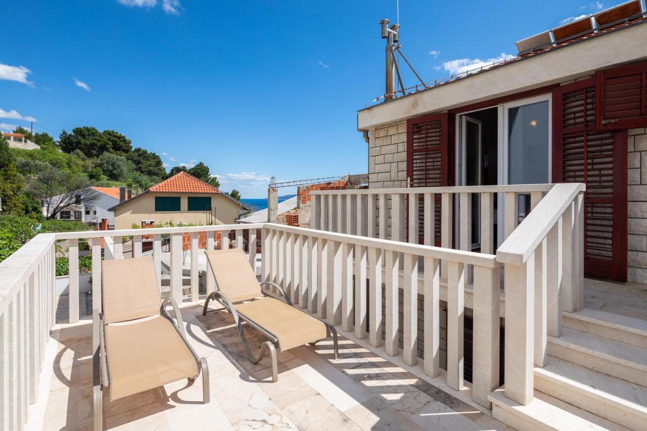 Beachfront Xxl - 2 Apartments Together - Lokva Rogoznica Luaran gambar