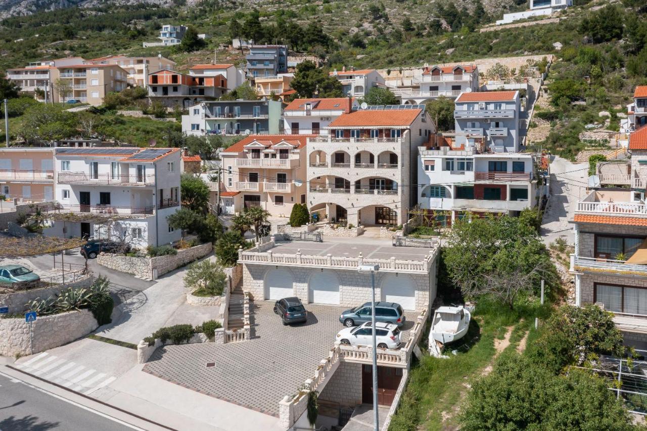 Beachfront Xxl - 2 Apartments Together - Lokva Rogoznica Luaran gambar