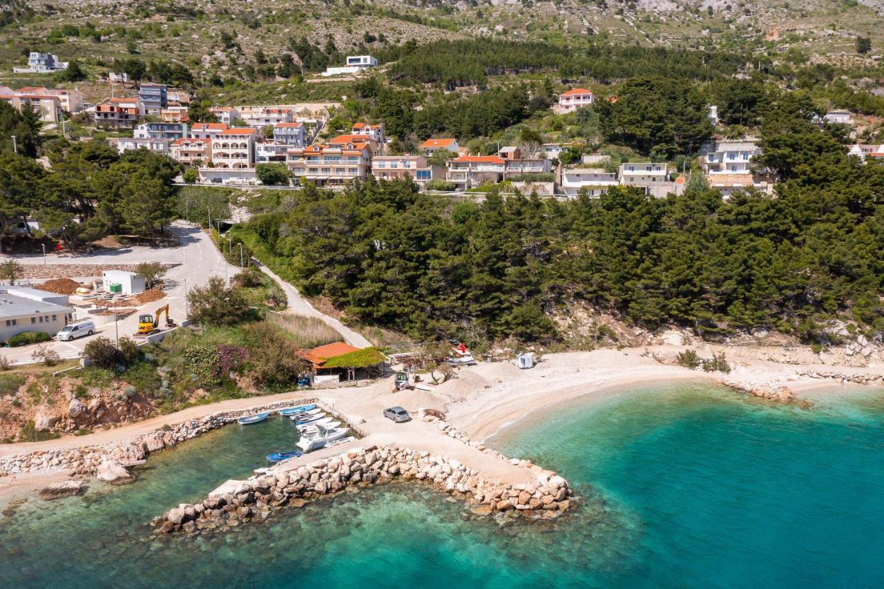 Beachfront Xxl - 2 Apartments Together - Lokva Rogoznica Luaran gambar