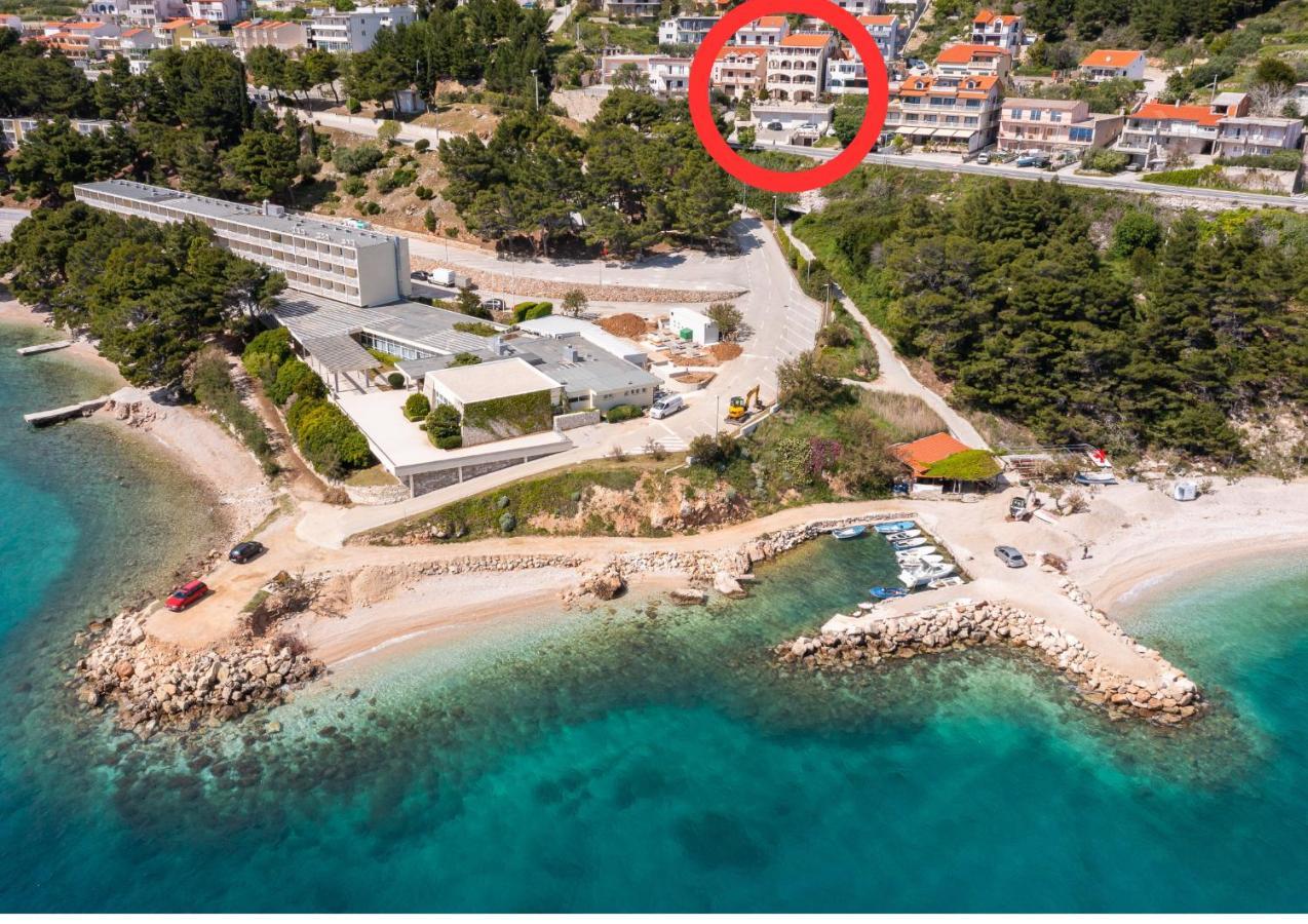 Beachfront Xxl - 2 Apartments Together - Lokva Rogoznica Luaran gambar
