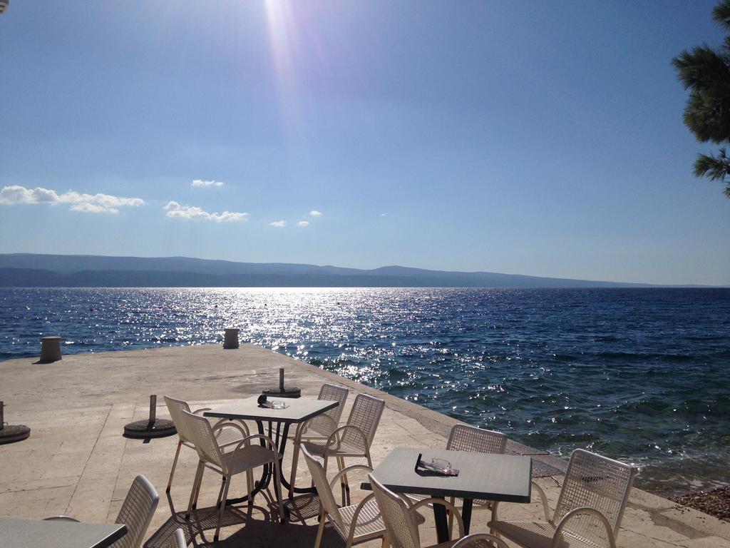 Beachfront Xxl - 2 Apartments Together - Lokva Rogoznica Luaran gambar